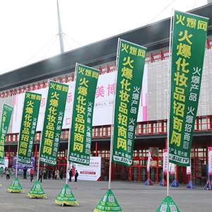 𱬻yƷ̾W(wng)ͬąf(xi)ل(chung)x