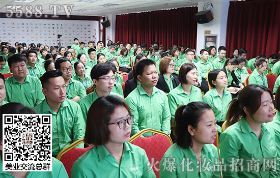 火爆網職場商務禮儀培訓 火爆網職場商務禮儀培訓