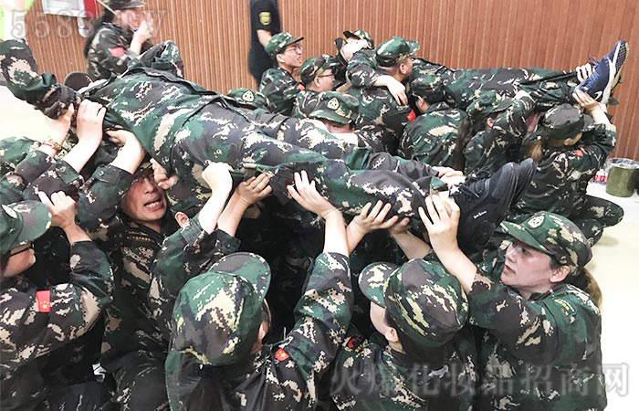 團結協作,突破自我! 團結協作,突破自我!