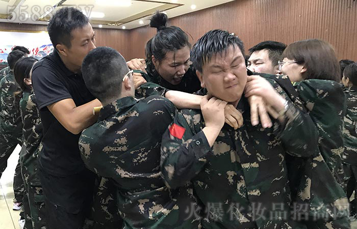 八百里太行巍峨綿延·七萬(wàn)米紅渠追尋初心 八百里太行巍峨綿延·七萬(wàn)米紅渠追尋初心