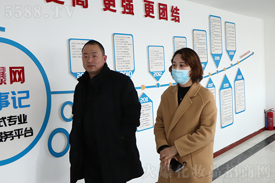 熱烈歡迎西藏青刺果實業有限公司李總蒞臨火爆網參觀洽談 熱烈歡迎西藏青刺果實業有限公司李總蒞臨火爆網參觀洽談